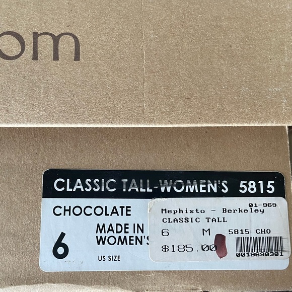 UGG Classic Tall Boots - Picture 7 of 7